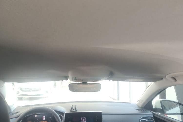 Used Volkswagen Lavida 2023 1.5L Automatic De Yi Edition Headliner