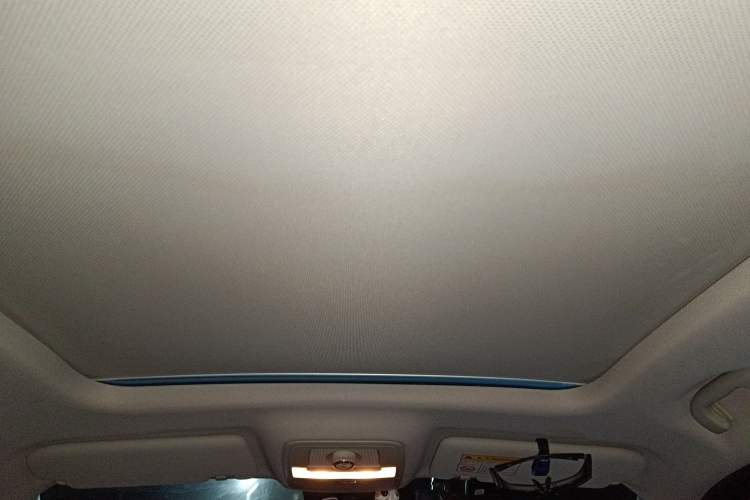 Used Roewe RX5 New Energy 2017 eRX5 50T Hybrid Connected Prestige Flagship Edition