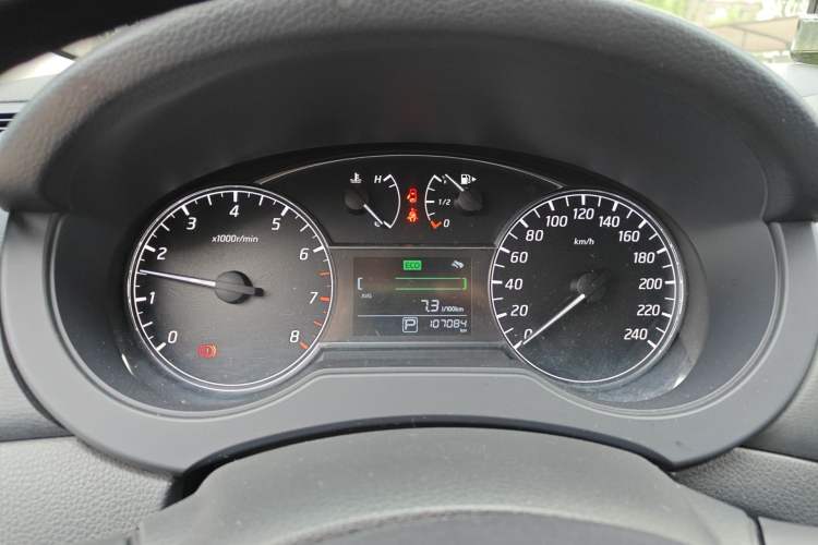 Used Nissan Tiida 2016 1.6L CVT Cool Dynamic Edition Instrument Cluster