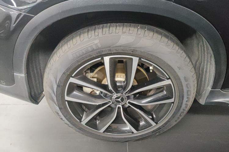 Used Mercedes-Benz GLC 2020 Facelift GLC 300 L 4MATIC Dynamic Edition