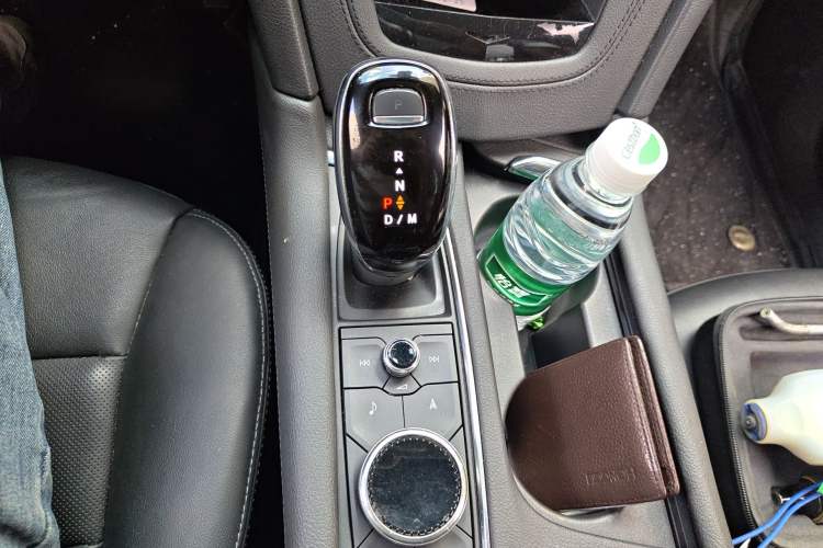 Used Cadillac XT6 2020 28T Six-Seater Luxury Version Gear Lever