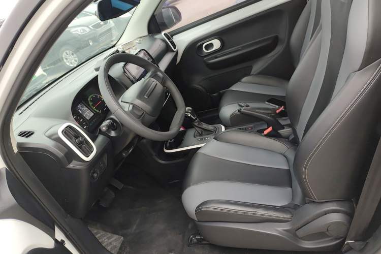 Used Roewe Clever 2022 311km QiQi BoBo Edition