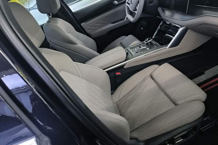 Used BYD Tang New Energy 2025 Intelligent Driving Version DM-i 115KM Flagship Edition