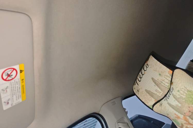 Used Volkswagen Jetta 2015 Zhuihui Edition 1.4L Manual Fashion Model Headliner