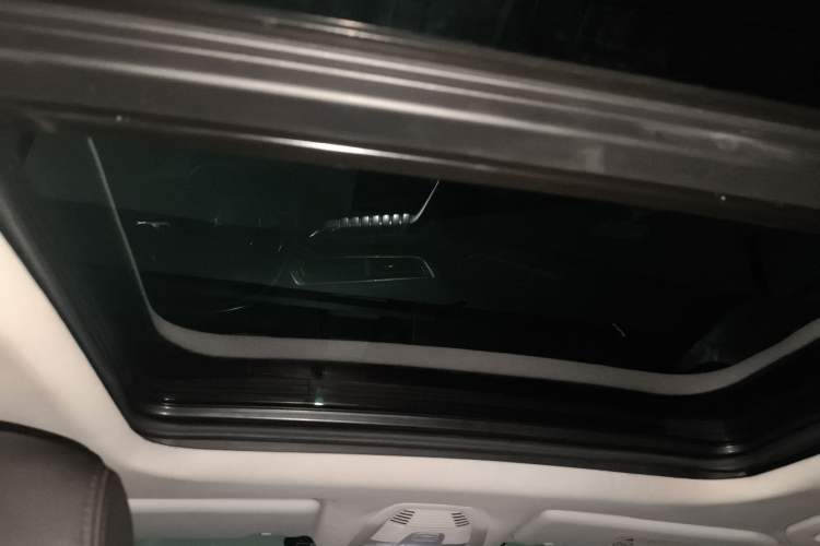 Used Peugeot 4008 2017 380THP Luxury Edition Headliner