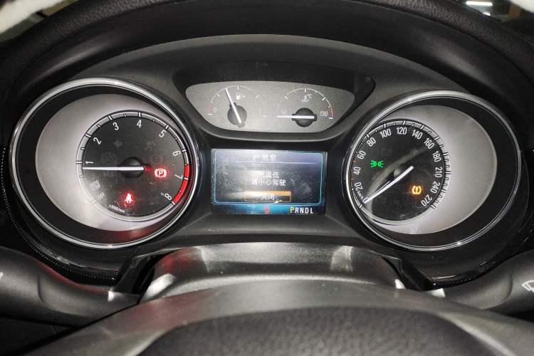 Used Buick Verano 2018 Sedan 20T Dual-Clutch Luxury Model
