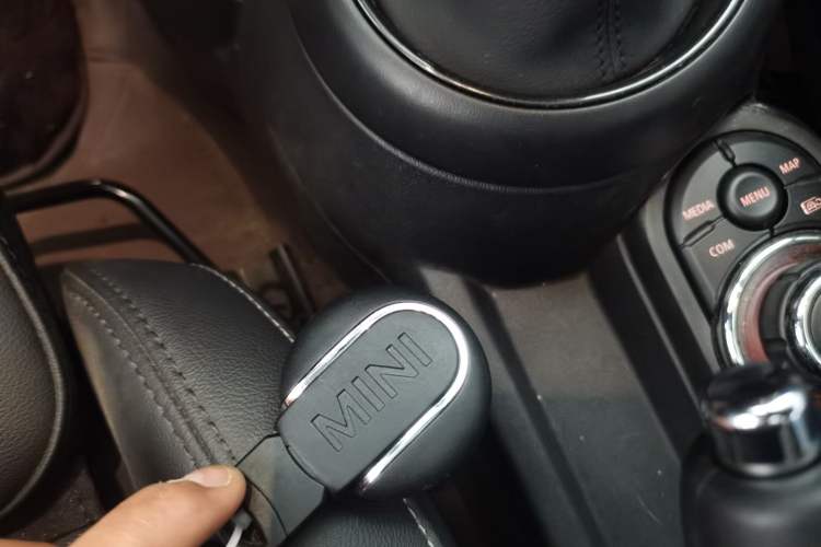 Used MINI 2022 Updated 1.5T COOPER Classic Edition Five-Door Version