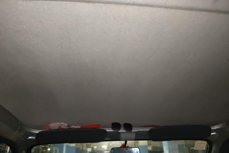 Used Wuling Zhiguang 2010 1.0L New Version Practical Short-Body L2Y