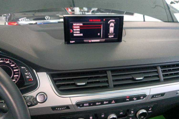 Used Audi Q7 2019 45 TFSI Comfort Model