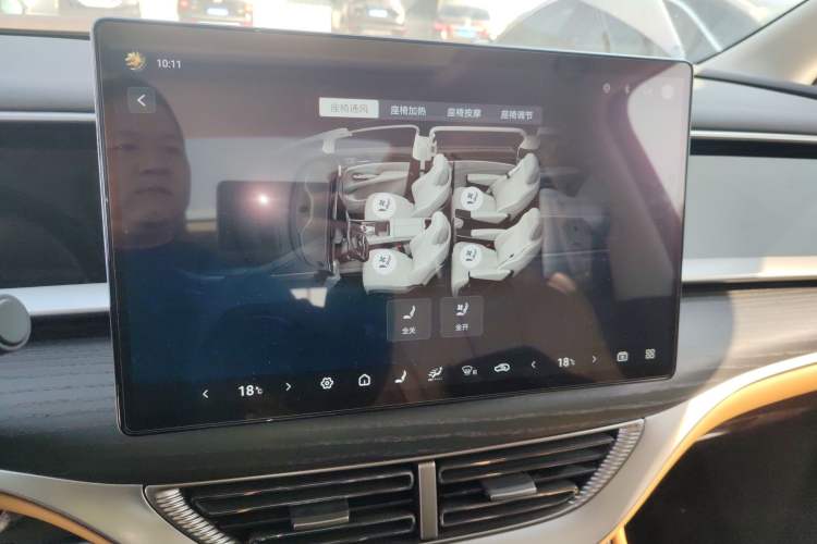 Used Denza D9 2024 DM-i 980 Four-Wheel Drive Prestige Model
