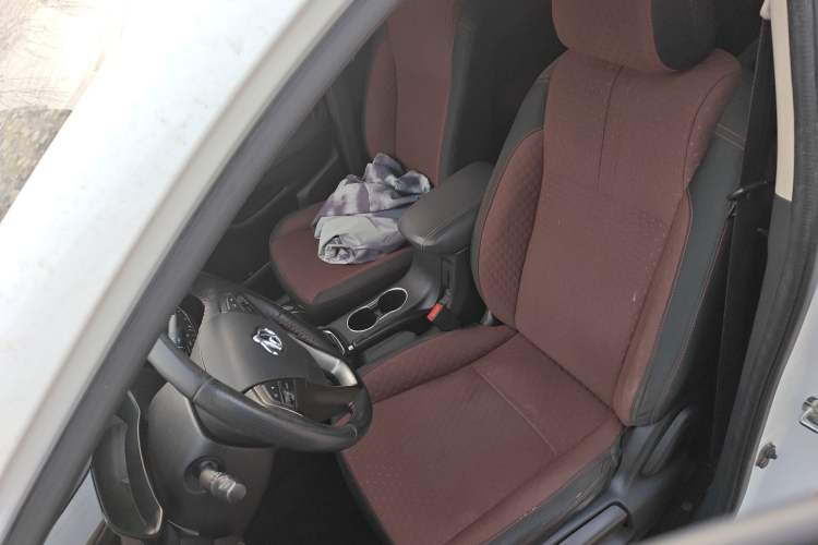 Used CHANGAN OSHAN A800 2017 1.6L Manual Comfort Model