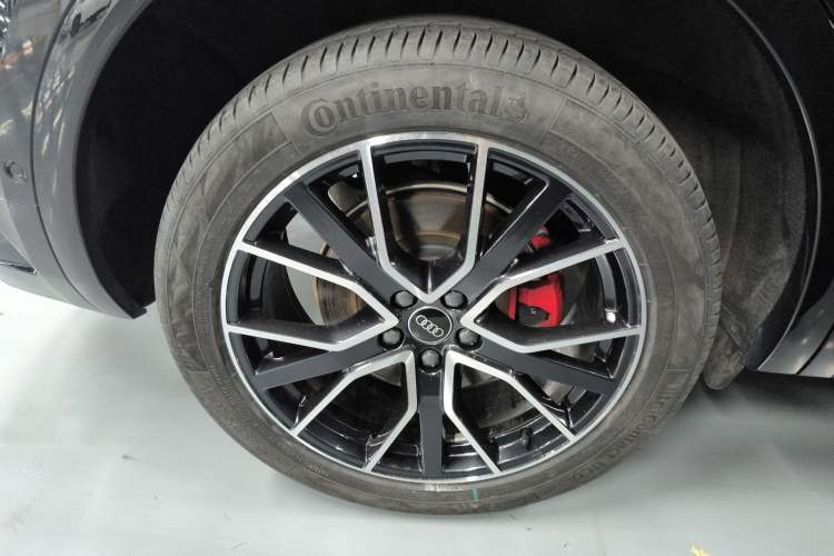 Used Audi Q5L 2024 45 TFSI Luxury Dynamic Model
