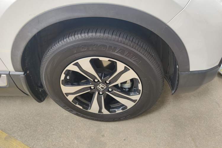 Used Honda CR-V 2019 Brilliant Edition Plus 240TURBO CVT Two-Wheel Drive Fashion Version China VI Emission Standard Right Front Wheel Hub