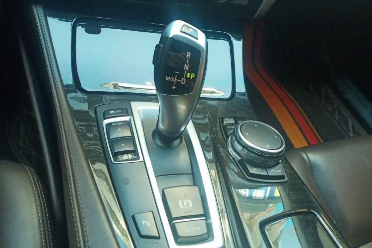 Used BMW 5 Series 2017 525Li Luxury Design Package