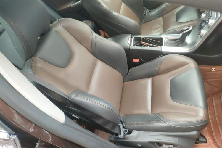 Used Volvo XC60 2017 T5 AWD Smart Drive Edition
