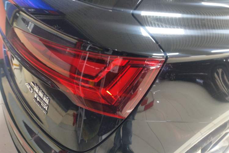 Used Audi Q5L 2025 quattro 45th Anniversary Edition 40 TFSI Luxury Dynamic Model
