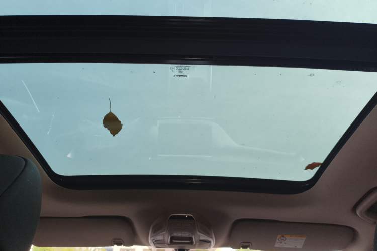 Used Geely Auto Coolray 2019 260T DCT Explorer China V Standard Headliner