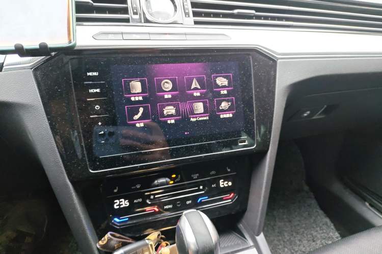 Used Volkswagen Magotan GTE Plug-in Hybrid 2020 GTE Prestige Model Audio And AC Panel