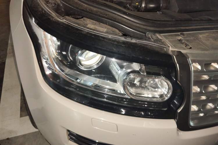 Used Land Rover Range 2014 Revised 3.0 SC V6 Vogue
