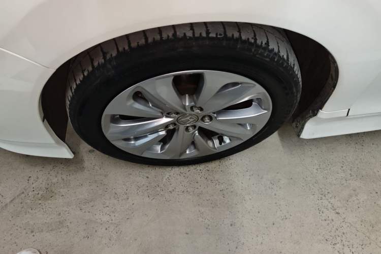 Used Honda Jade 2017 1.8L automatic Comfort version 5 seats
