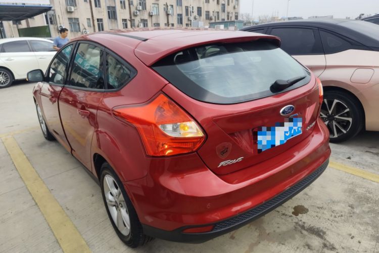 Used Ford Focus 2012 Hatchback 1.6L Automatic Fashion Edition
