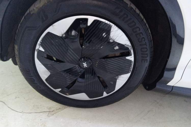 Used IM LS7 2023 77 kWh Urban Fit Rear-Wheel Drive