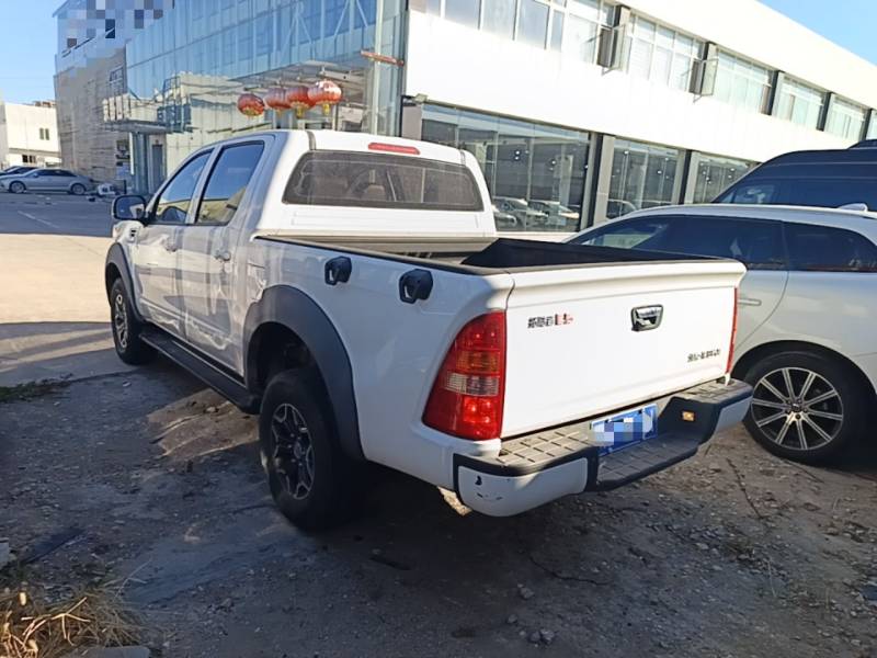 Used Foton Tunland 2018 2.4L E5 Two-Wheel Drive Elite Version 4G69S4M — 4