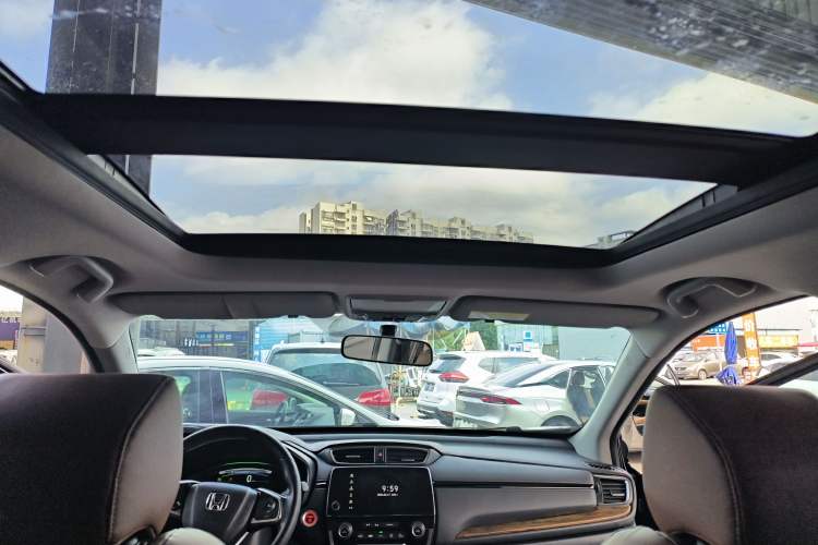 Used Honda CR-V 2017 Hybrid 2.0L Pure Drive Edition
