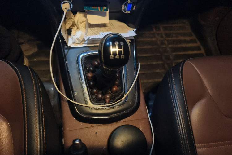 Used FORTHING SX6 2016 1.6L Manual Luxury Model Gear Lever