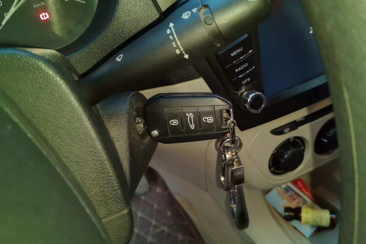 Used Citroen Elysee 2014 1.6L Manual Fashion Edition