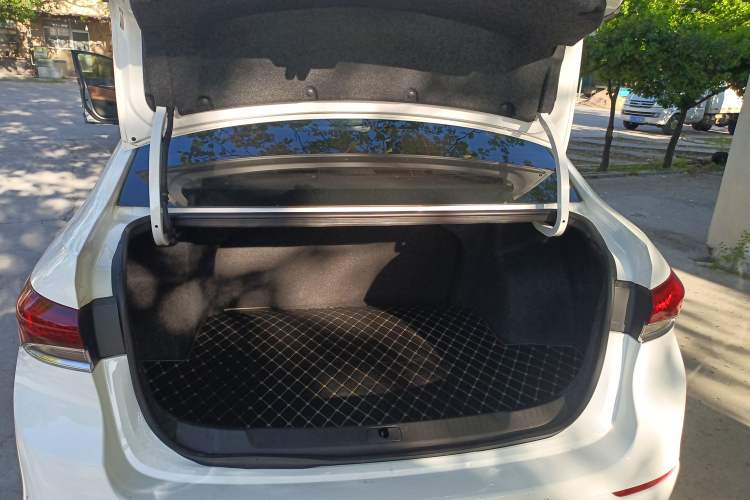 Used Buick GT 2021 Exemplar 1.5L Automatic Elite Version Trunk