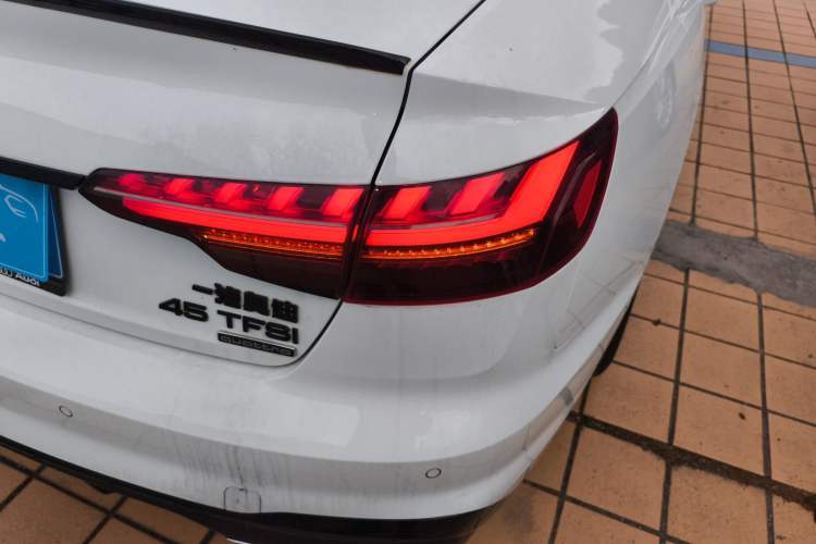 Used Audi A4L 2024 45 TFSI quattro Prestige Dynamic Edition
