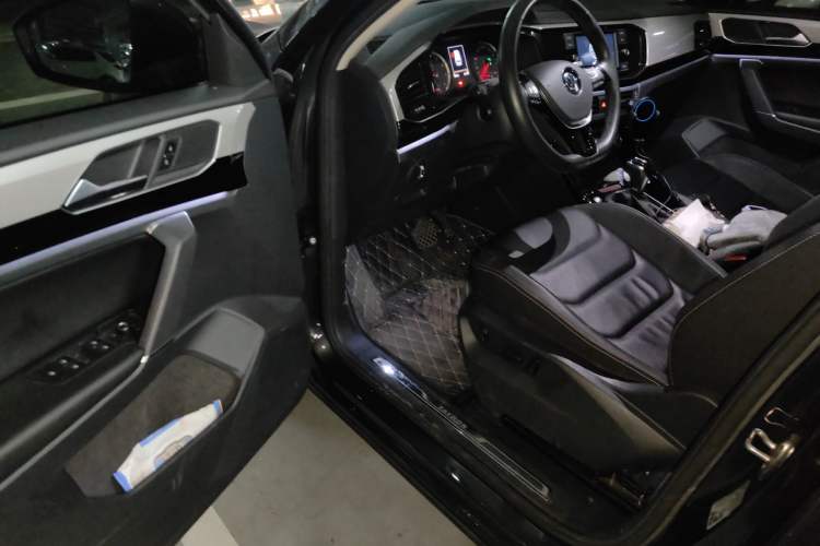 Used Volkswagen Tayron 2019 330TSI Two-Wheel Drive Luxury Model China VI Standard Driver Seat