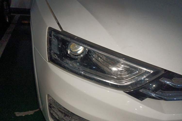 Used Zotye SR7 2016 1.5T Manual Cube Heart Edition China V Standard
