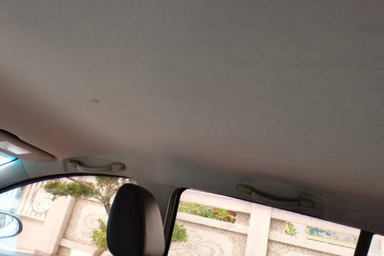 Used Baojun 310 2017 1.5L Automatic Fashion Model