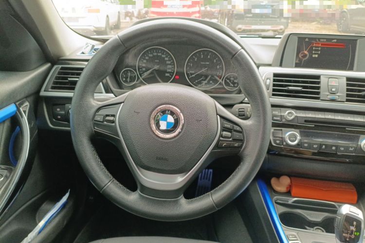 Used BMW 3 Series 2016 316Li Fashion Model Steering Wheel