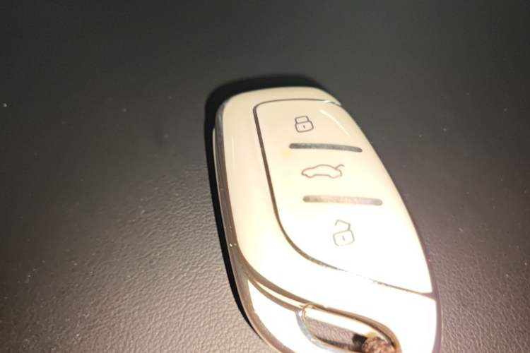 Used Roewe RX5 eMAX 2020 500 PHEV Smart Cabin Flagship Edition