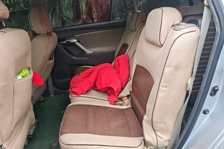 Used Toyota Verso 2015 180E CVT Crossover Edition Left Rear Seat