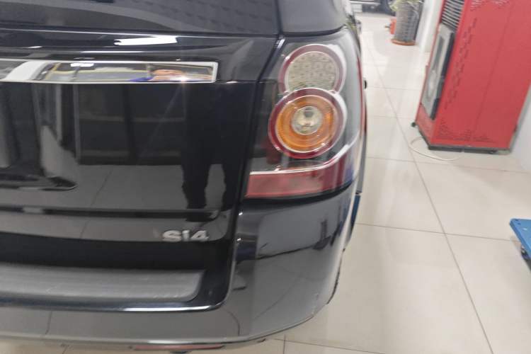 Used Land Rover Freelander 2 2014 2.0T Si4 SE Gasoline Version