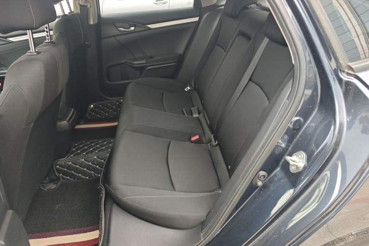 Used Honda Civic 2021 HATCHBACK 220TURBO CVT New Trendsetter
