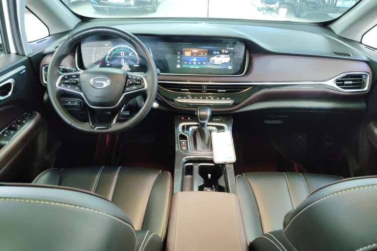 Used GAC Trumpchi M6 2023 PRO 270T DCT Luxury Edition
