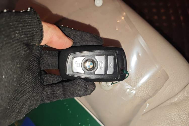 Used BMW 5 Series 2011 523Li Leading Model Vehicle Key