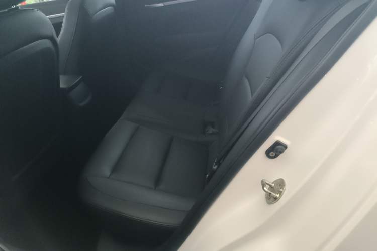 Used Hyundai Elantra (6th Generation / Lingdong) 2016 1.6L Automatic ZhiXuan – Elite Version Left Rear Seat