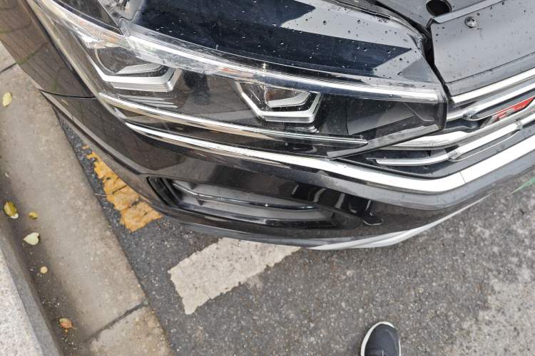 Used Volkswagen Tayron 2021 330TSI Two-Wheel Drive Luxury Smart Connectivity Version