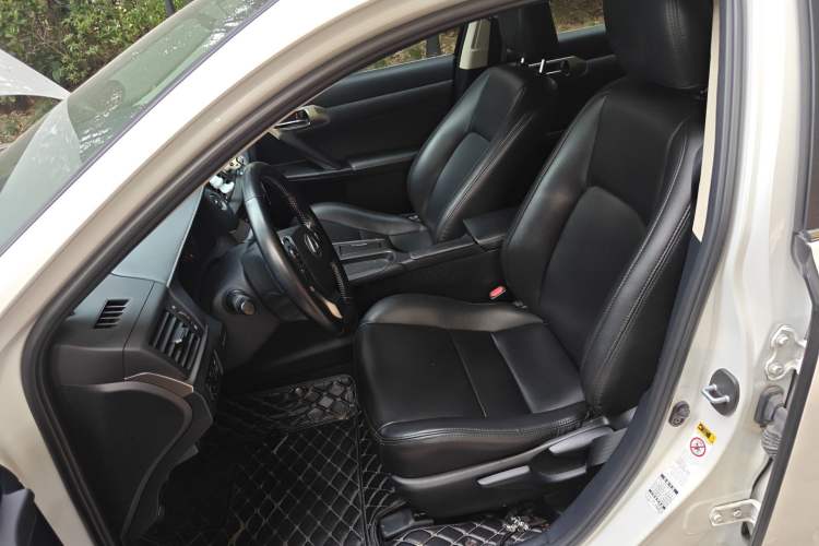 Used Lexus CT 2017 CT200h Elite Edition Solid Color China V Standard
