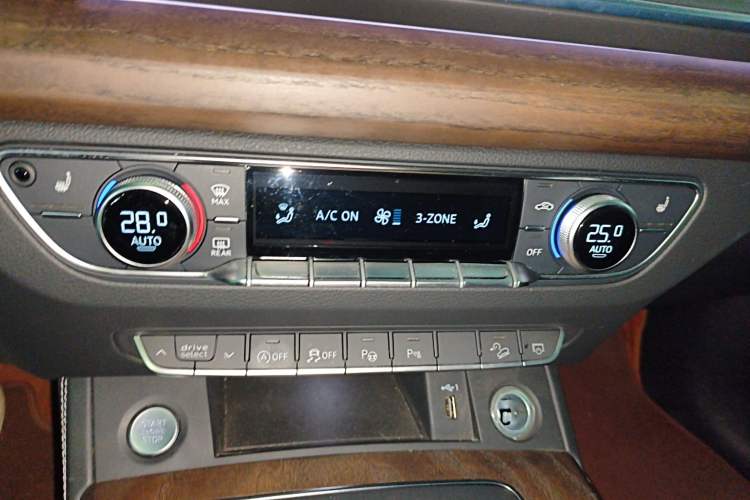 Used Audi Q5L 2022 Updated Version 40T Luxury Elegant Edition