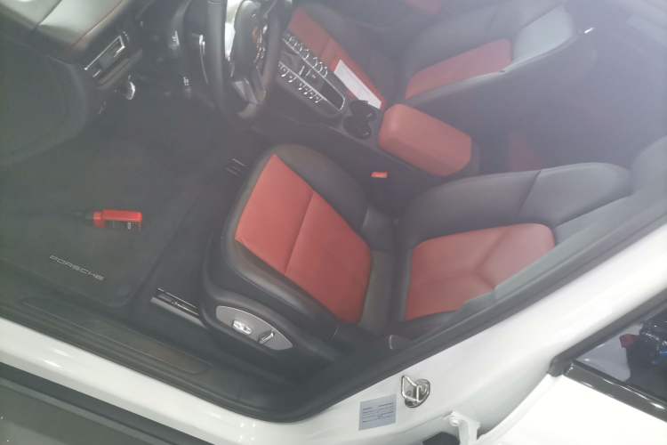 Used Porsche Macan 2018 Macan 2.0T