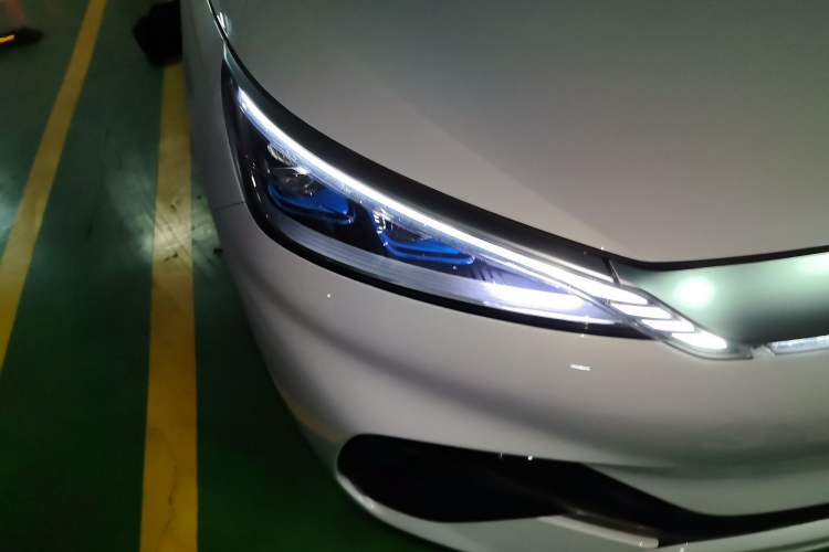 Used BYD Yuan PLUS 2024 Honor Edition 430KM Beyond Model Right Front Headlight