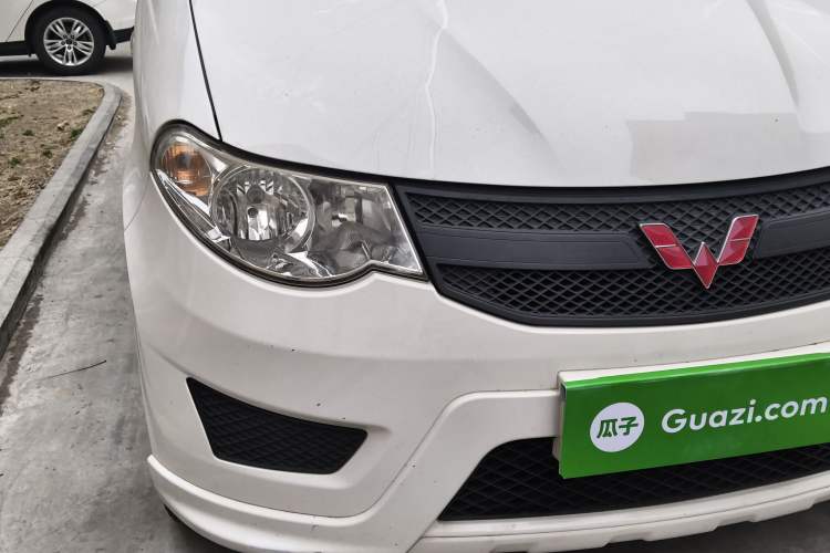 Used Wuling Hongguang 2015 1.2L S Base Model China V Standard

