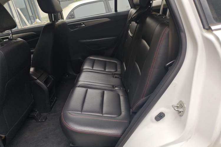 Used CHANGAN CS75 2014 2.0L Manual Luxury Version China V Standard Left Rear Seat
